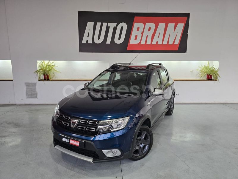Azul Usado 2017 Dacia Sandero Utilitario | 9990 € (Precio justo) - Imagen 1/4
