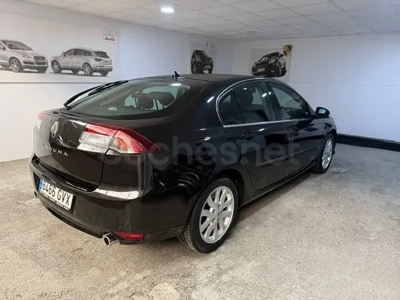 Usado Renault Laguna III GT 150 CV (110 kW) 2010 Negro Berlina