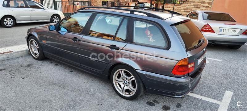 Usado BMW 320 136 CV (100 kW) 2000 Gris / plata Familiar