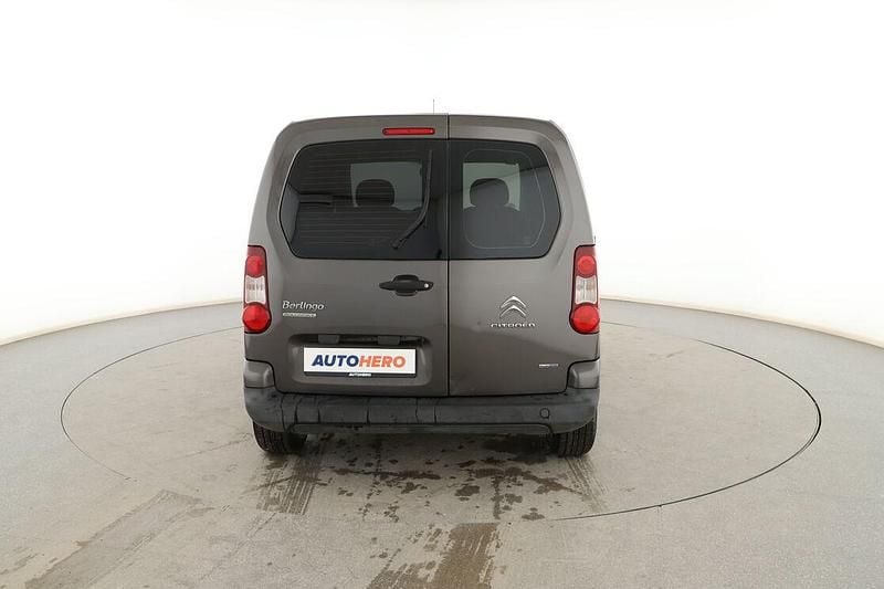 Usado Citroën Berlingo Live 100 CV (73 kW) 2016 Marrón Monovolumen