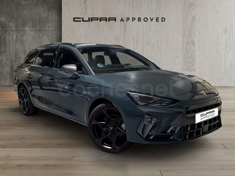 Usado Cupra Leon 150 CV (110 kW) 2025 Azul Familiar