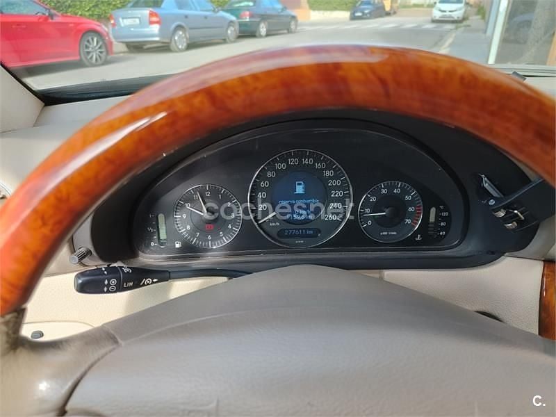 Negro Usado 2005 Mercedes CLK200 Elegance Coupe | 3950 € (Buen precio) - Imagen 1/4