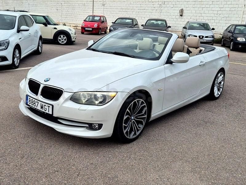 Usado BMW 320 Cabriolet 170 CV (125 kW) 2011 Blanco Descapotable