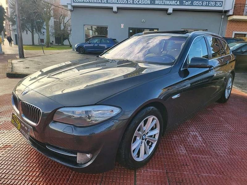 Usado BMW 520 184 CV (135 kW) 2011 Gris Familiar