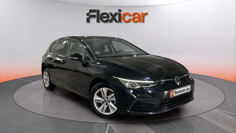 Usado VW Golf VIII 116 HP (85 kW) 2021 Preto Sedan
