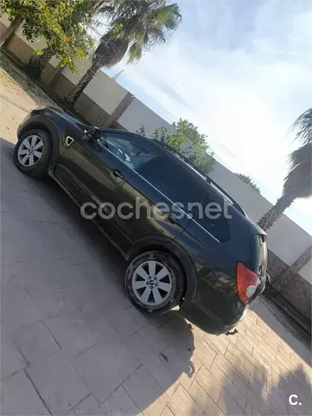 Usado Chevrolet Captiva 150 CV (110 kW) 2007 Verde SUV