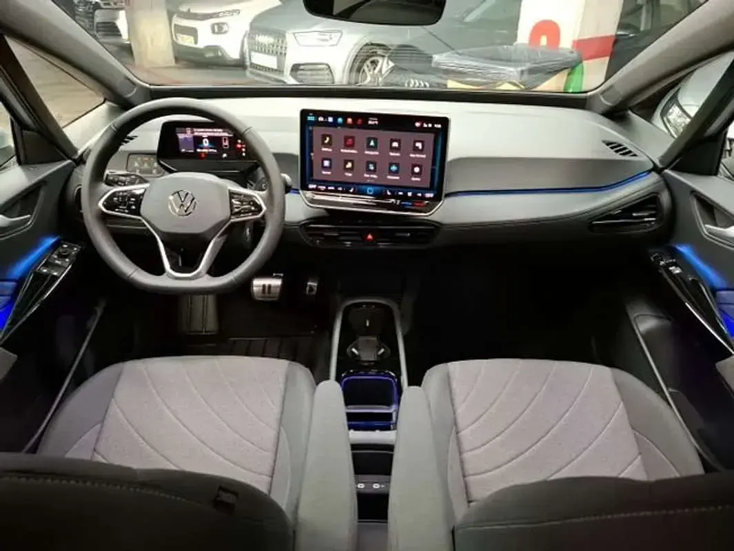 Usado VW ID.3 Pro 150 kW (204 CV) 2025 Gris Utilitario