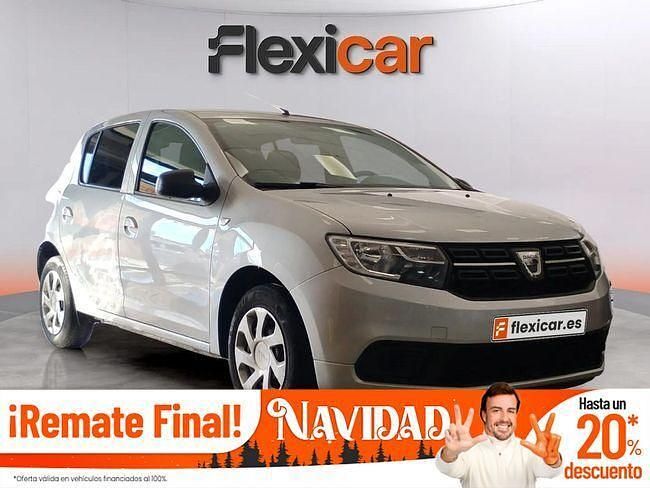 Gris Usado 2018 Dacia Sandero Acces Berlina | 9990 € (Un poco caro) - Imagen 1/4