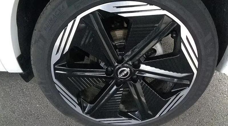 Usado Nissan Qashqai 140 CV (102 kW) 2024 Blanco SUV