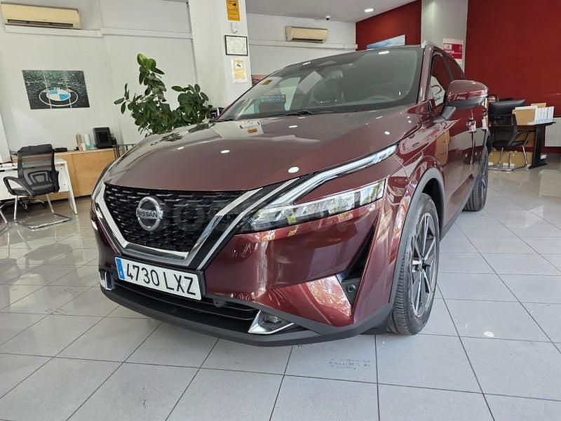 Usado Nissan Qashqai Tekna 140 CV (102 kW) 2022 Violeta / lila SUV
