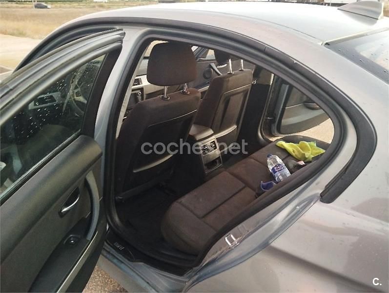 Usado BMW 320 163 CV (119 kW) 2005 Azul Berlina