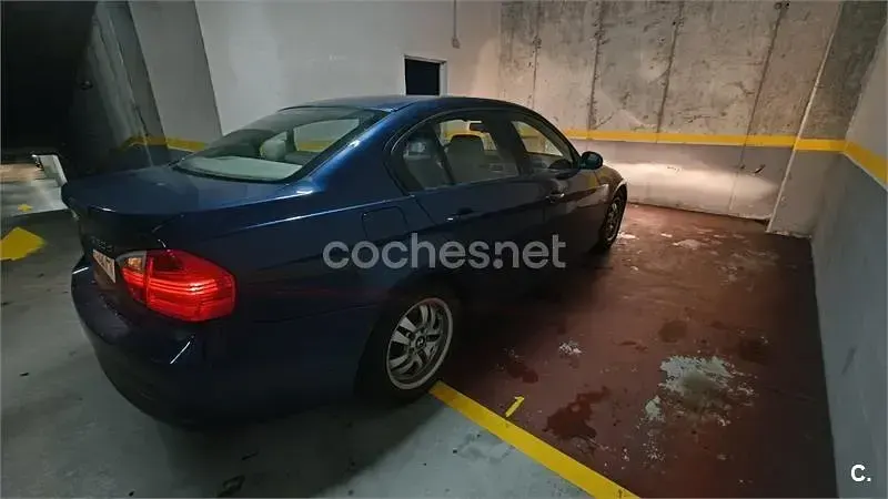 Usado BMW 320 163 CV (119 kW) 2007 Azul Berlina