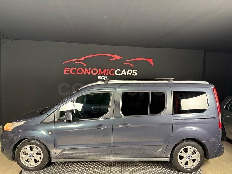 Usado Ford Grand Tourneo Connect Titanium 115 CV (84 kW) 2015 Gris / plata Monovolumen