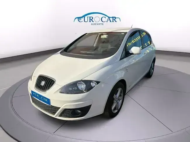 Usado Seat Altea Style 105 CV (77 kW) 2012 Monovolumen