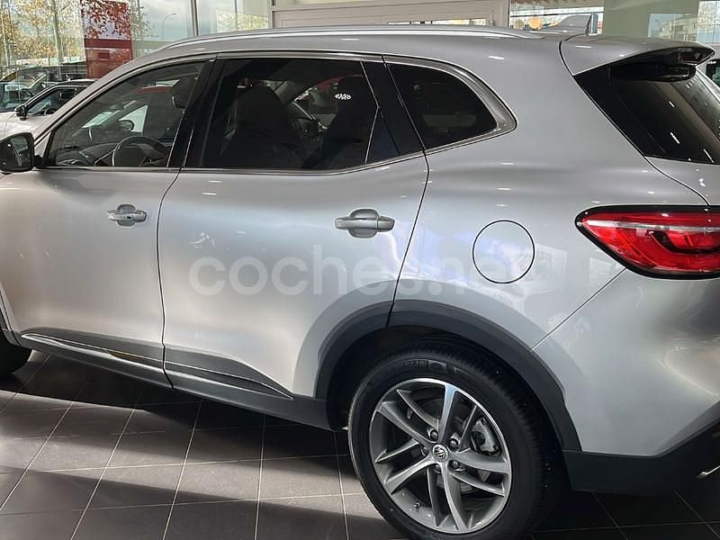 Usado MG EHS Luxury 258 CV (189 kW) 2022 Gris / plata SUV