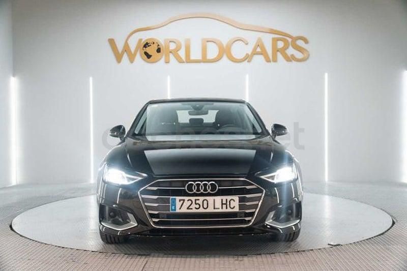 Usado Audi A4 Advanced Plus 136 CV (100 kW) 2020 Negro Berlina