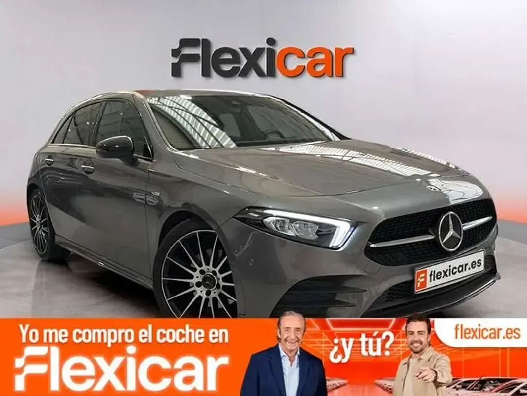 Usado Mercedes A180 136 CV (100 kW) 2021 Berlina