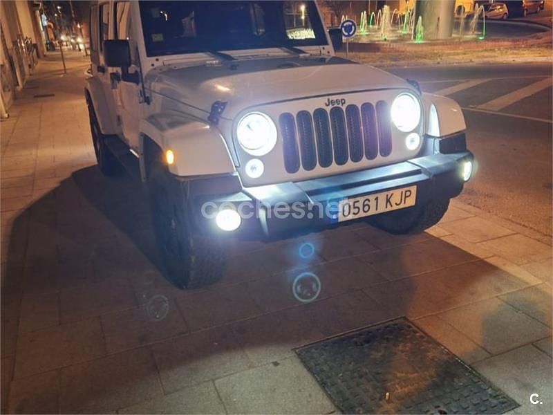 Blanco Usado 2018 Jeep Wrangler Unlimited Sahara SUV | 42.000 € (Caro) - Imagen 1/4