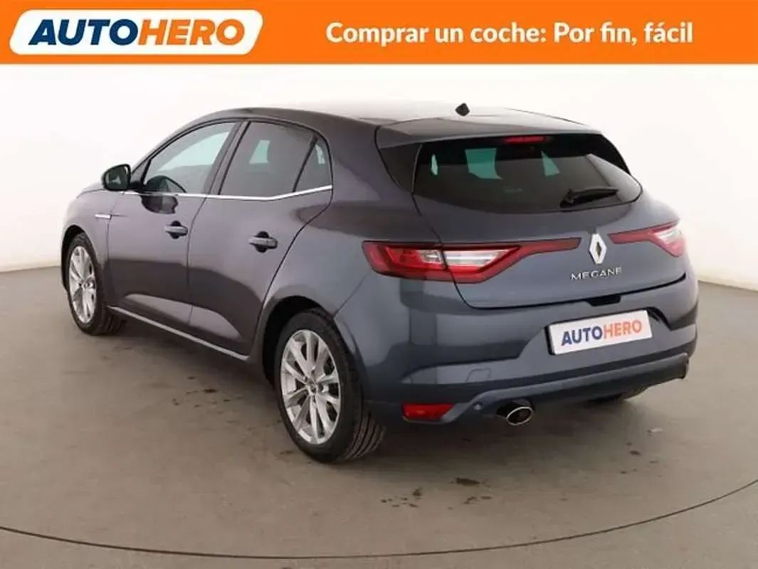 Usado Renault Mégane GT Line GT-Line 132 CV (97 kW) 2018 Gris Berlina