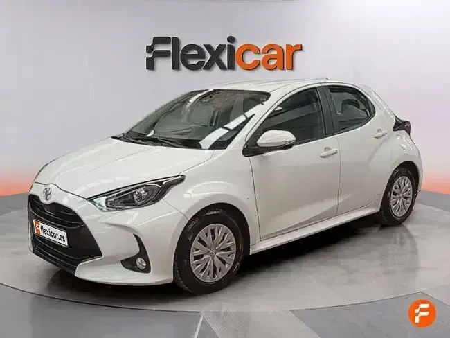 Usado Toyota Yaris Edition 125 CV (91 kW) 2023 Blanco Utilitario