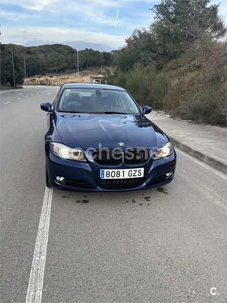 Usado BMW 320 177 CV (130 kW) 2010 Amarillo Berlina
