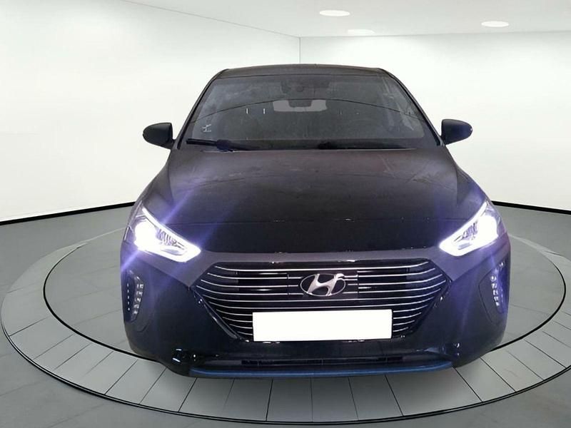 Usado Hyundai Ioniq 141 CV (103 kW) 2019 Negro Utilitario