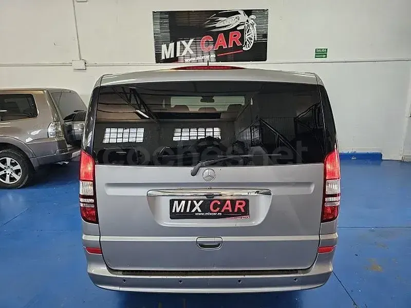 Usado Mercedes Viano 163 CV (119 kW) 2011 Beige Monovolumen
