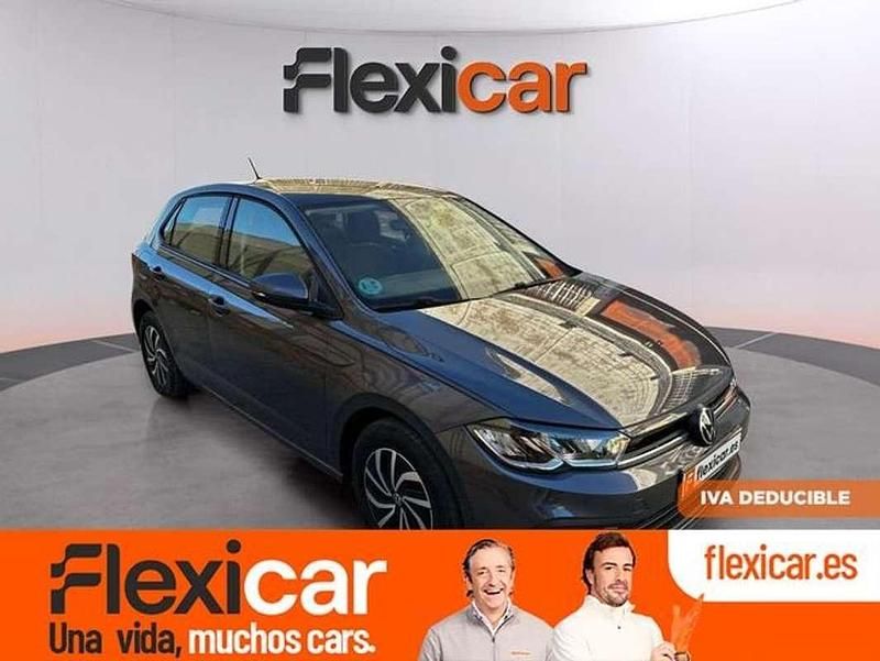 Gris Usado 2022 VW Polo Life Utilitario | 16.290 € (Precio justo) - Imagen 1/4