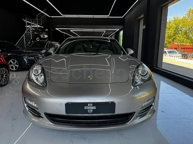Usado Porsche Panamera Platinum Edition 299 CV (219 kW) 2012 Gris / plata Utilitario