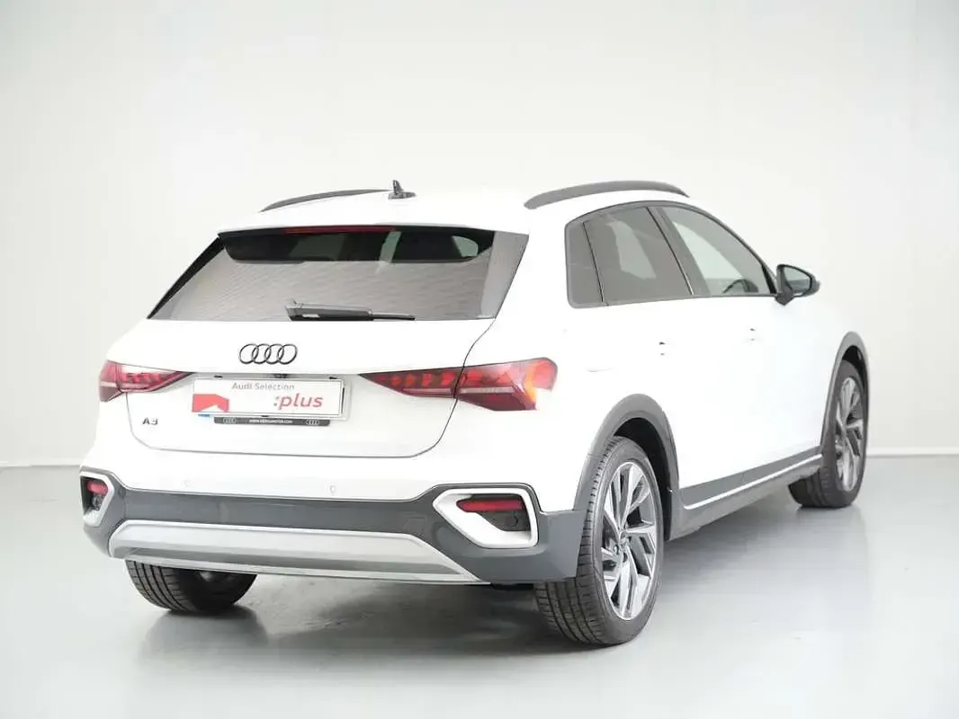 Nuevo Audi A3 Sportback e-tron Advanced 204 CV (150 kW) 2025 Blanco Utilitario