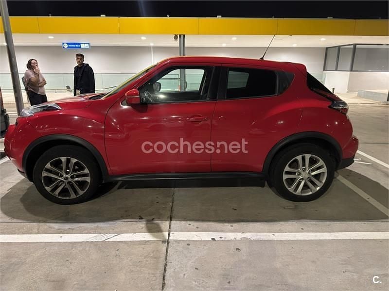 Usado Nissan Juke N-Connecta 115 CV (84 kW) 2016 Rojo SUV