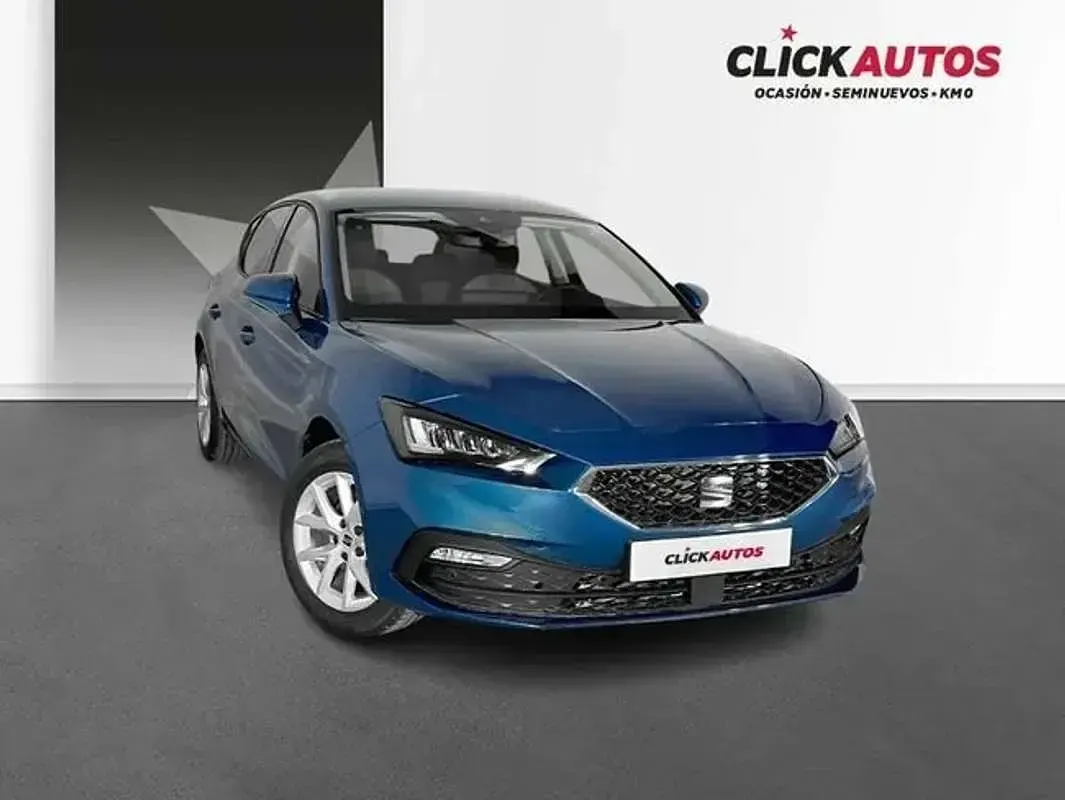 Usado Seat Leon Style 116 CV (85 kW) 2025 Azul Utilitario
