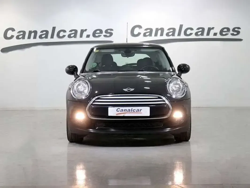 Usado Mini Cooper D 116 CV (85 kW) 2015 Negro Utilitario