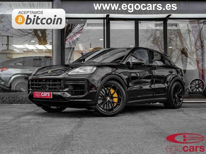 Negro cromita Usado 2024 Porsche Cayenne Turbo SUV | 229.999 € - Imagen 1/4