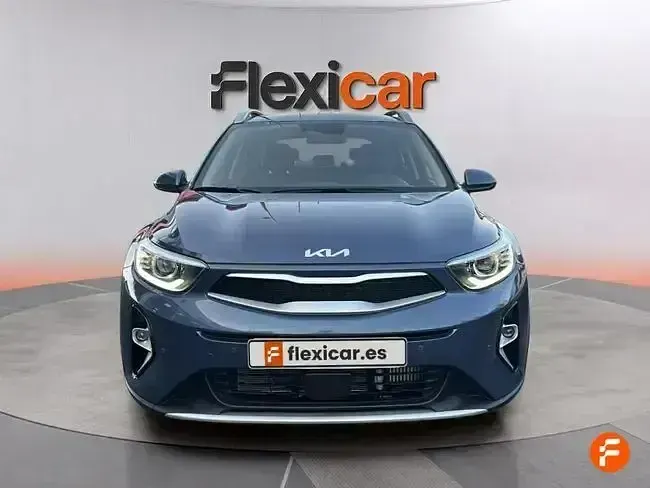 Usado Kia Stonic 84 CV (61 kW) 2024 Azul SUV