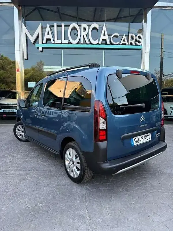 Usado Citroën Berlingo PureTech 109 CV (80 kW) 2017 Azul Monovolumen
