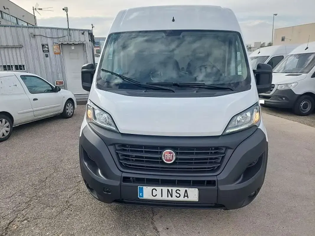 Usado Fiat Ducato 136 CV (100 kW) 2021 Blanco Van