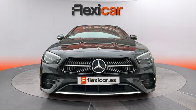Käytetty Mercedes E220 194 HP (142 kW) 2022 Musta Coupe - kaksiovinen