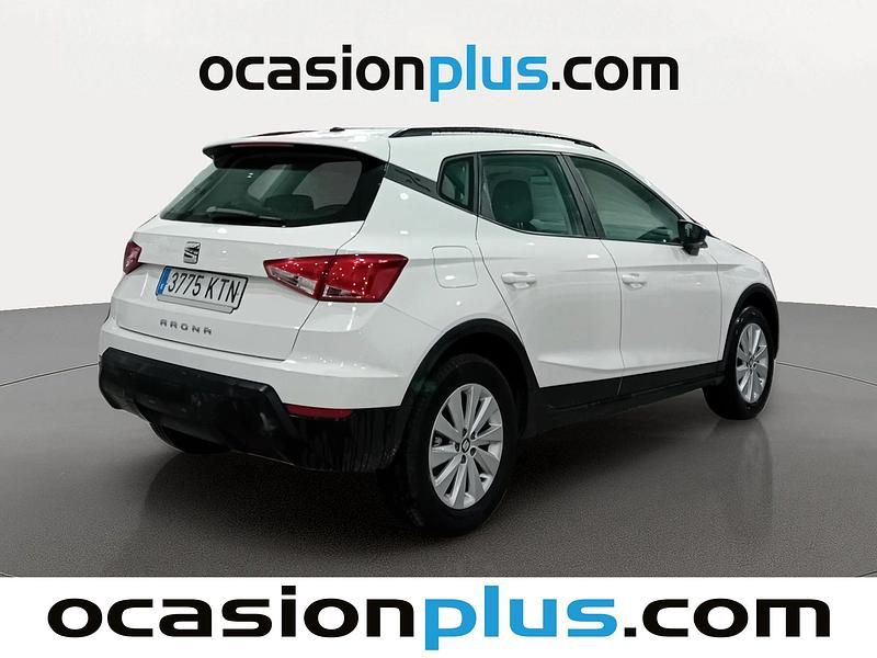Usado Seat Arona Ecomotive 116 CV (85 kW) 2019 Blanco SUV