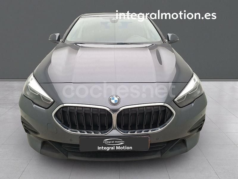 Usado BMW 218 150 CV (110 kW) 2021 Gris Utilitario