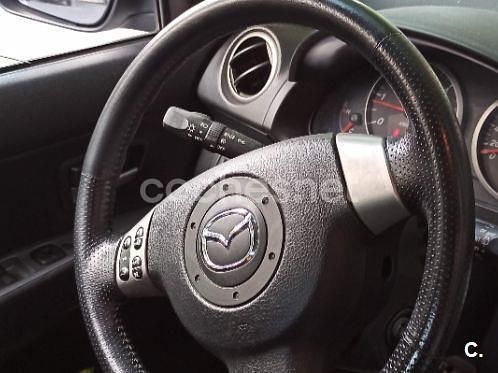 Azul Usado 2004 Mazda 2 Sportive Berlina | 3350 € - Imagen 1/4