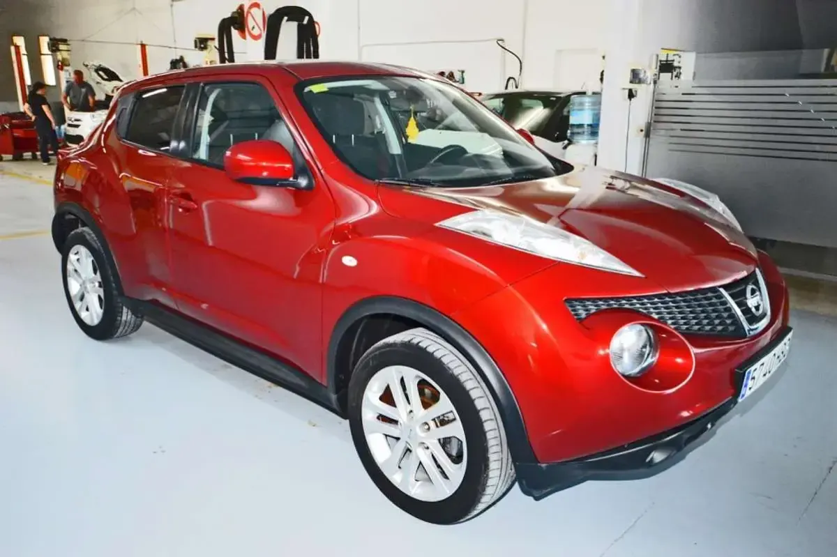 Usado Nissan Juke Acenta 117 CV (86 kW) 2011 Rojo SUV