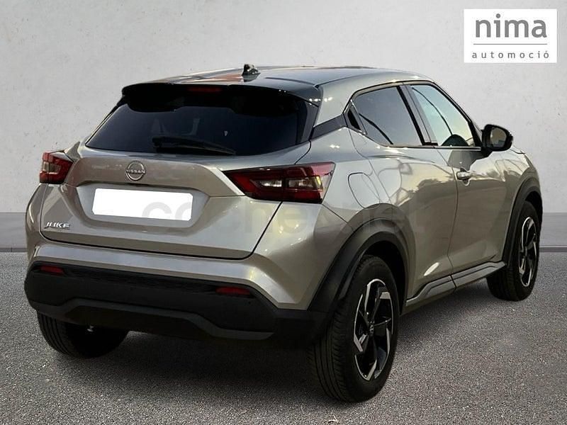 Usado Nissan Juke N-Connecta 114 CV (83 kW) 2024 Gris / plata SUV