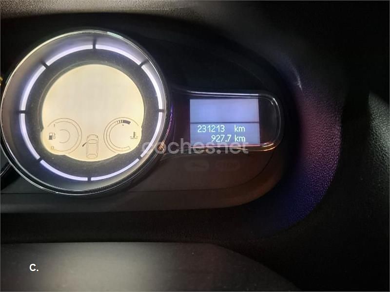 Usado Renault Mégane Dynamique 105 CV (77 kW) 2010 Negro Berlina