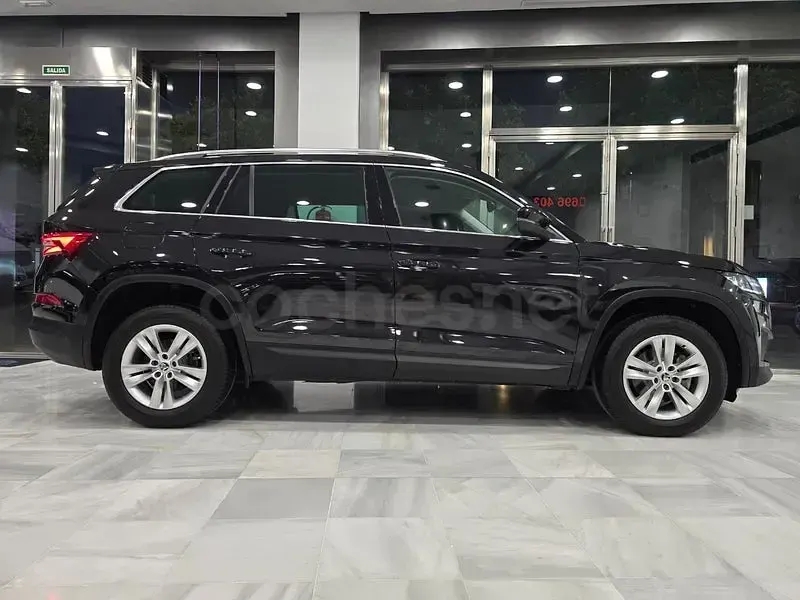 Usado Skoda Kodiaq Ambition 150 CV (110 kW) 2022 Negro SUV