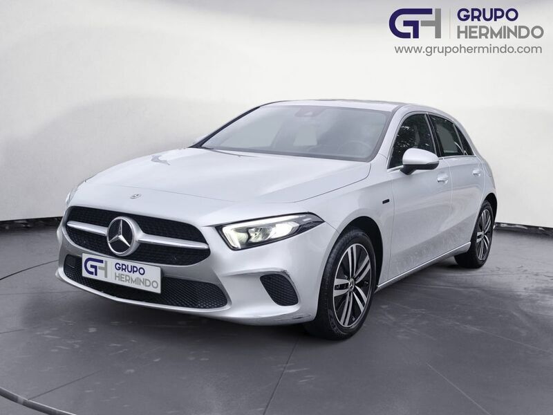 Gris Usado 2021 Mercedes A250 Berlina | 25.750 € - Imagen 1/4