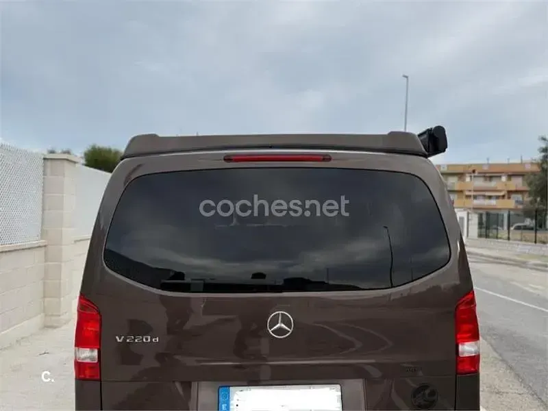 Usado Mercedes V220 Marco Polo 163 CV (119 kW) 2018 Marrón Monovolumen