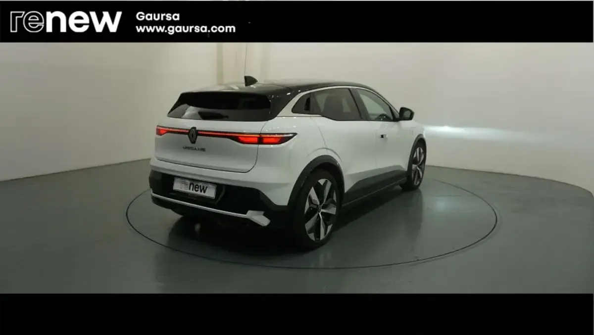 Usado Renault Megane E-Tech Techno 160 kW (218 CV) 2023 Familiar
