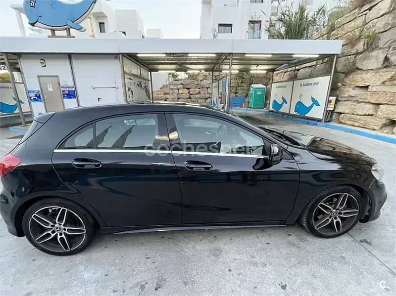 Usado Mercedes A200 AMG line 136 CV (100 kW) 2017 Negro Berlina