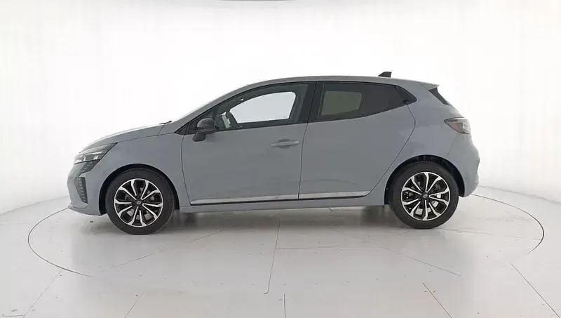 Brugt Renault Clio V Techno 91 HK (66 kW) 2024 Grå Sedan